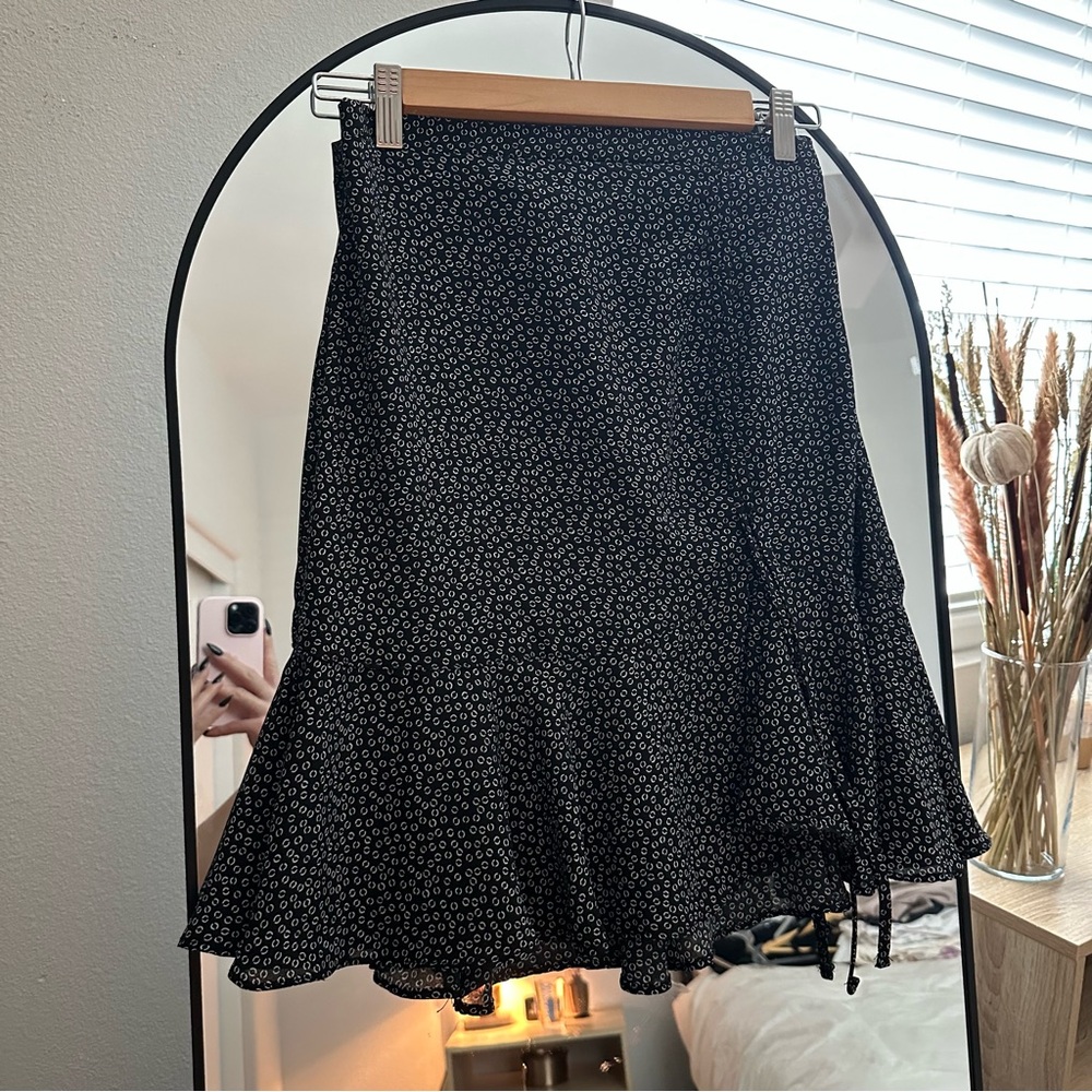 Max Studio Black and White Patterned Top SzS